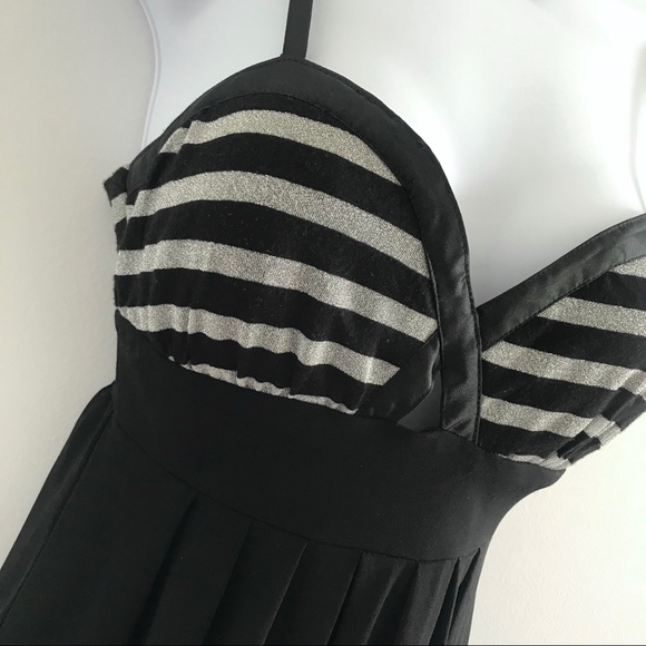 COPY - Guess Chic Silver Stripes & Black Pleaded Dress - Picture 14 of 15